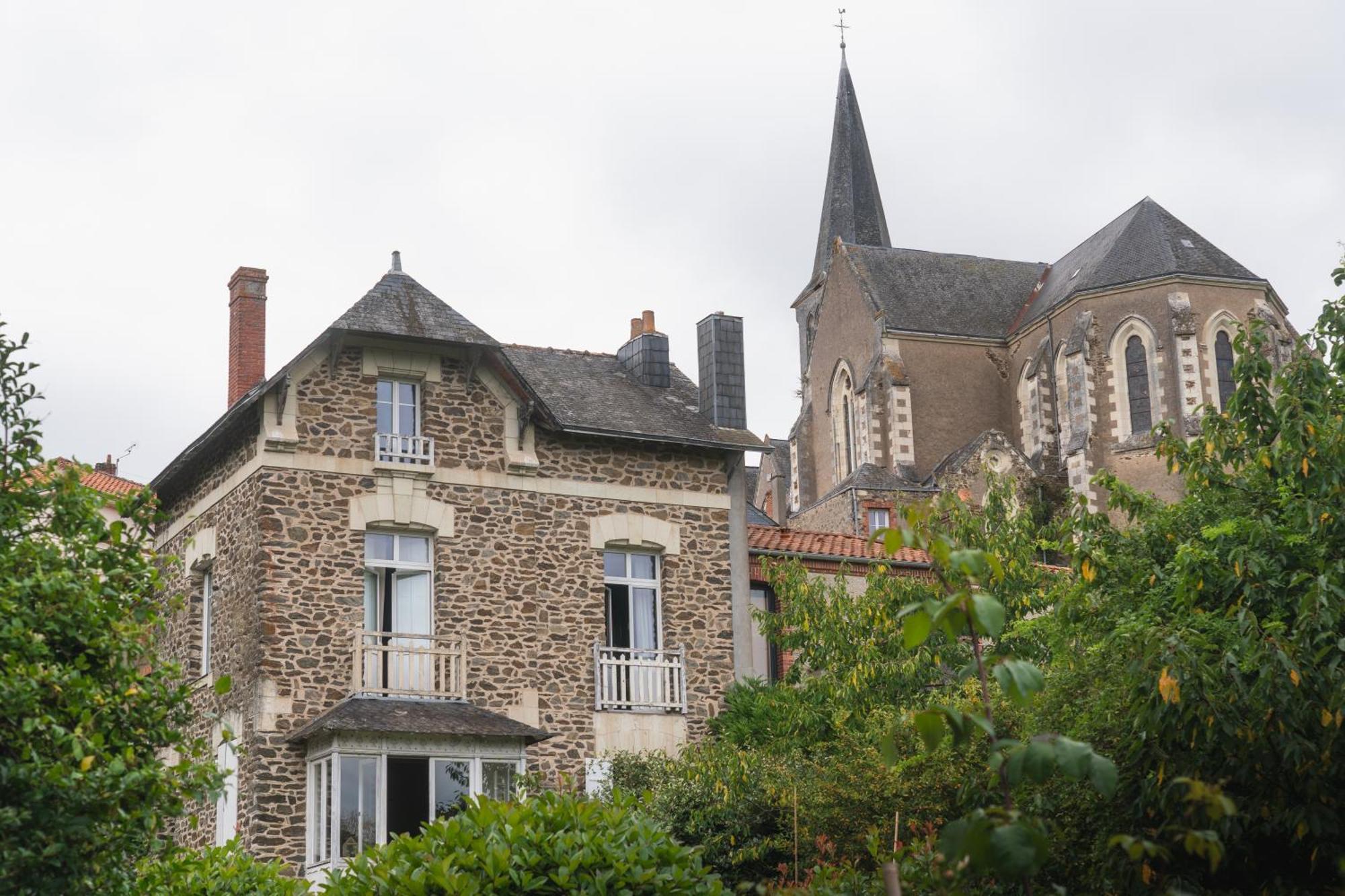 Maison D'Hotes La Bien-Aimee Montrevault Екстер'єр фото